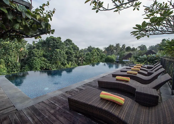 База отдыха Tirta Arum 4*